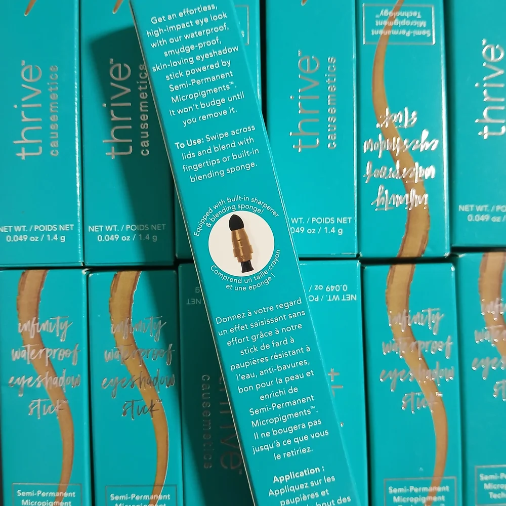 BOGO Thrive Causemetics Infinity Eyeshadow Stick - Tamala - Picture 3 of 6